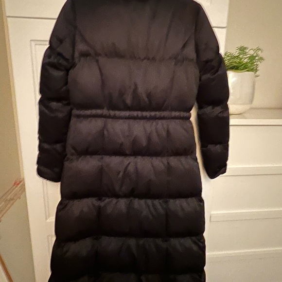 Burburry down coat - Picture 2 of 3